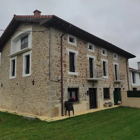 La Casita De Mena